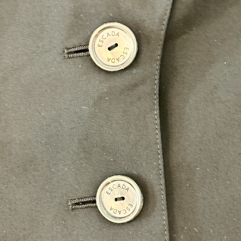 Vintage ESCADA Black Virgin Wool Two Button Blazer Jacket - Women's 36 - Picture 2 of 8